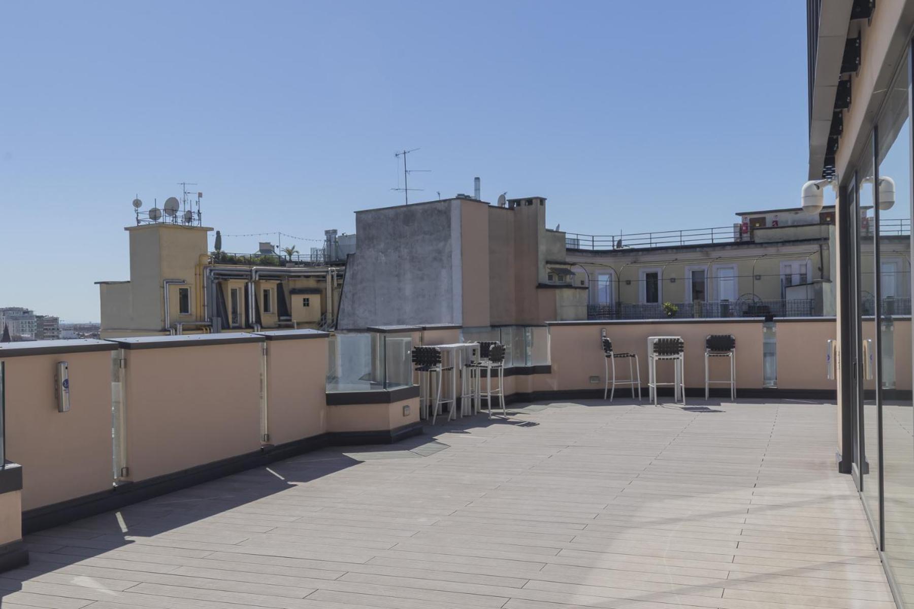 San Babila Central Tower With Panoramic Terrace Overlooking Duomo By Rentopolis ミラノ エクステリア 写真